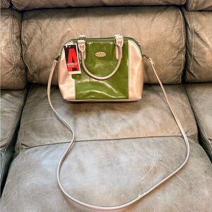 New Vintage Aurielle Genuine Leather Crossbody Bag Trendy Grass Green Accent